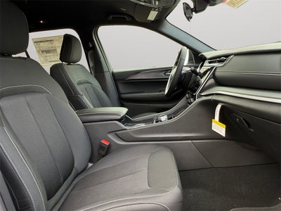 2025 Jeep Grand Cherokee GRAND CHEROKEE LAREDO 4X4