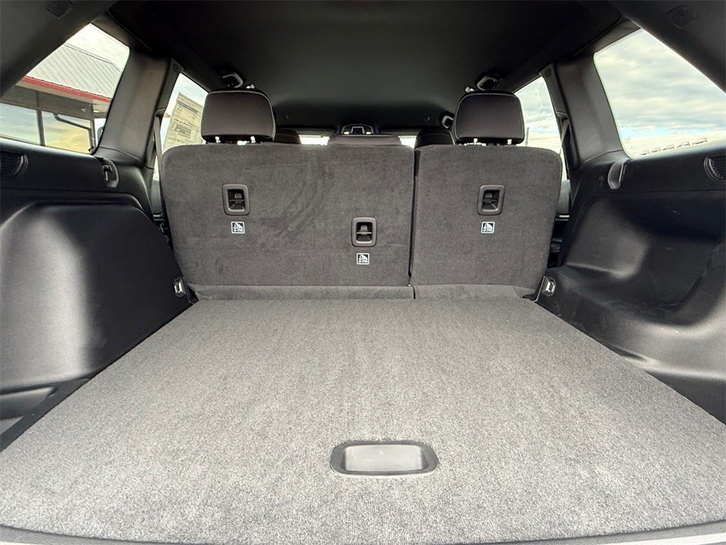 2025 Jeep Grand Cherokee GRAND CHEROKEE LAREDO 4X4