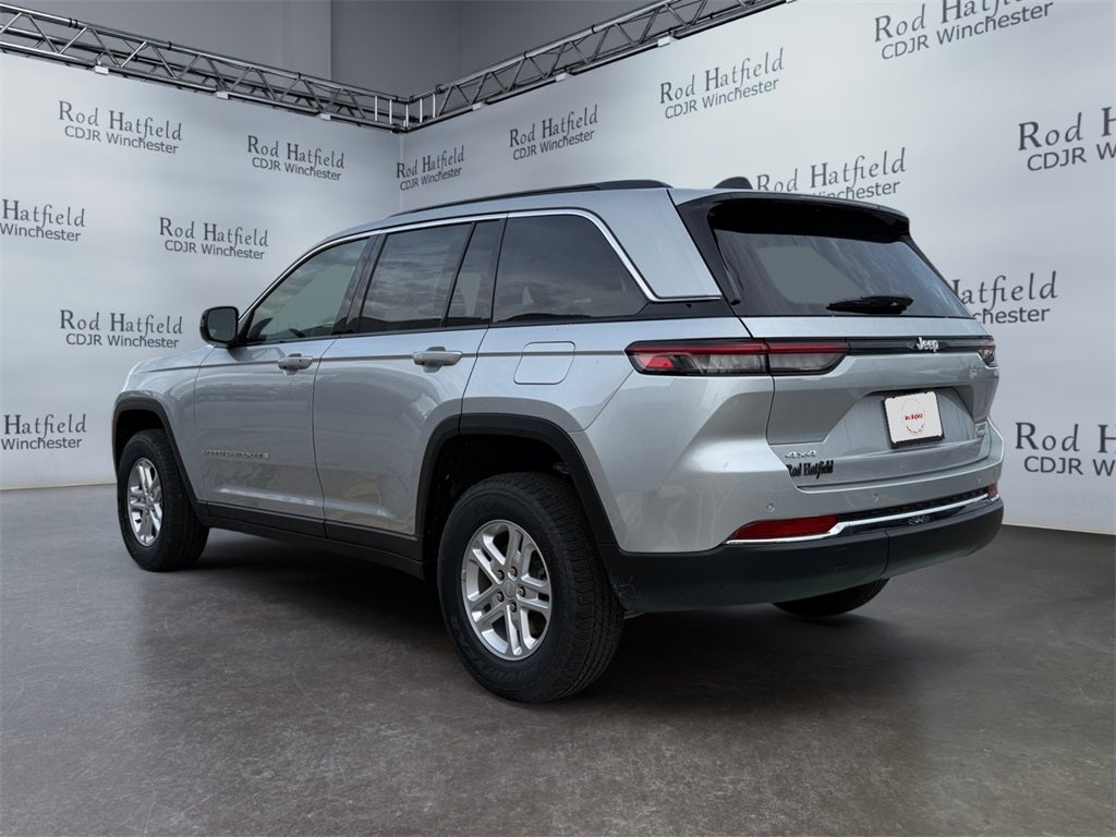2025 Jeep Grand Cherokee GRAND CHEROKEE LAREDO 4X4