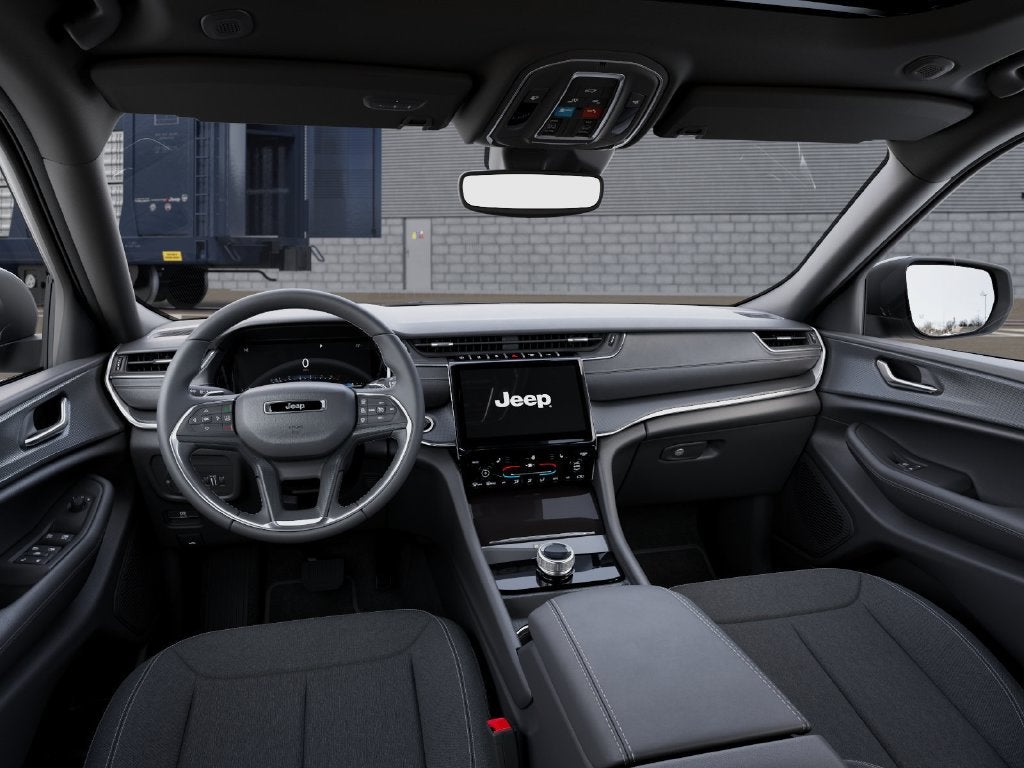2027 Jeep Grand Cherokee GRAND CHEROKEE LAREDO X 4X4
