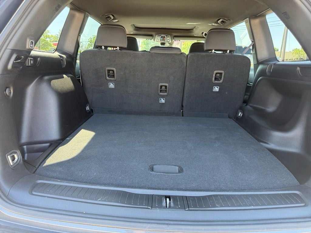 2025 Jeep Grand Cherokee Laredo X 4x4