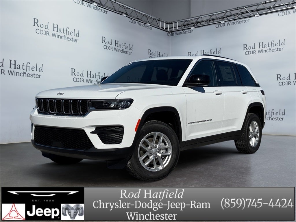 2025 Jeep Grand Cherokee GRAND CHEROKEE LAREDO X 4X4