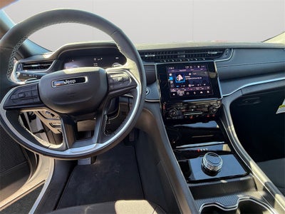 2025 Jeep Grand Cherokee GRAND CHEROKEE LAREDO X 4X4