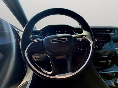 2025 Jeep Grand Cherokee GRAND CHEROKEE LAREDO X 4X4