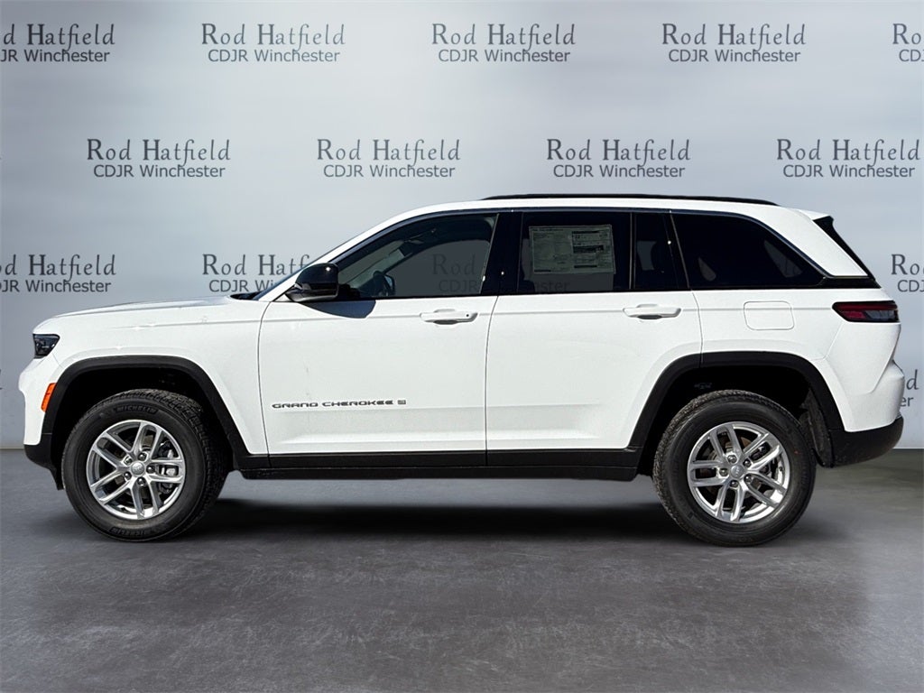 2025 Jeep Grand Cherokee GRAND CHEROKEE LAREDO X 4X4