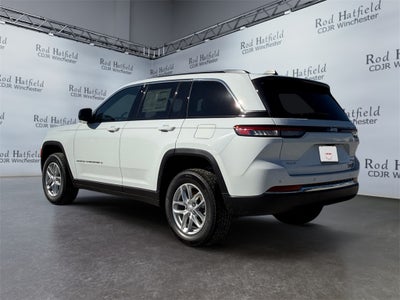 2025 Jeep Grand Cherokee GRAND CHEROKEE LAREDO X 4X4