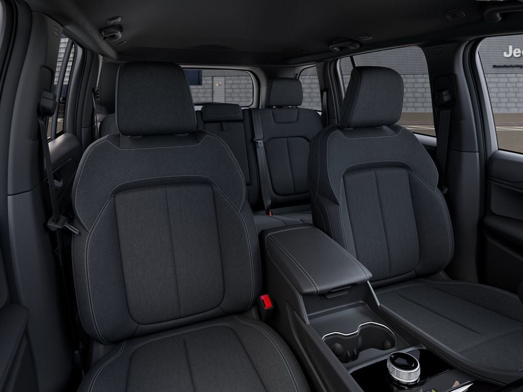 2026 Jeep Grand Cherokee GRAND CHEROKEE LAREDO X 4X4