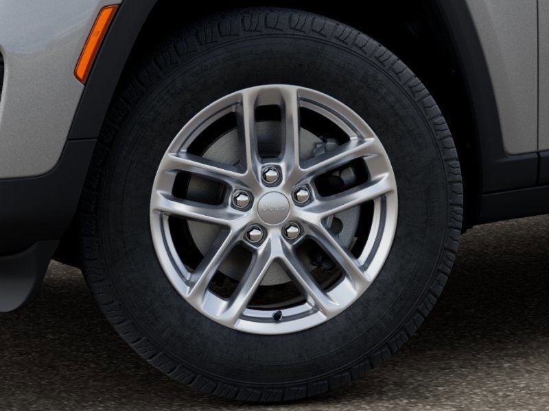 2026 Jeep Grand Cherokee GRAND CHEROKEE LAREDO X 4X4