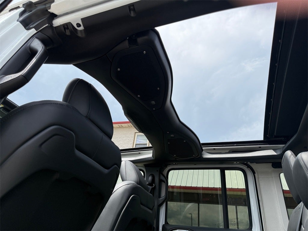 2025 Jeep Wrangler WRANGLER 4-DOOR RUBICON 392