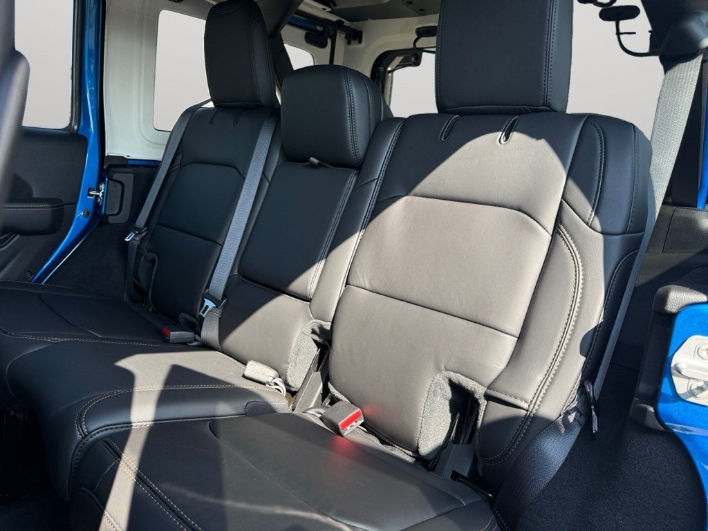 2025 Jeep Wrangler WRANGLER 4-DOOR RUBICON 392