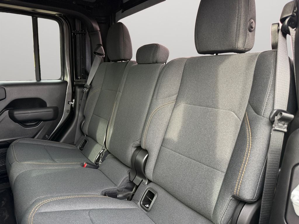 2026 Jeep Gladiator GLADIATOR SPORT S 4X4