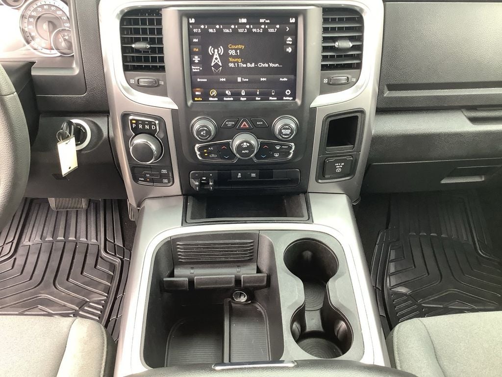 2023 RAM 1500 Classic SLT Crew Cab 4x4 5'7' Box