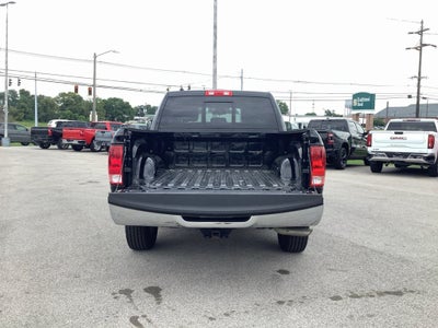 2023 RAM 1500 Classic SLT Crew Cab 4x4 5'7' Box
