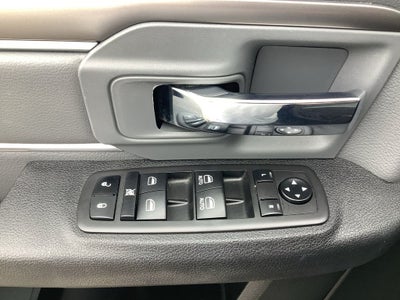 2023 RAM 1500 Classic SLT Crew Cab 4x4 5'7' Box