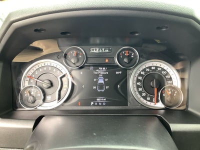 2023 RAM 1500 Classic SLT Crew Cab 4x4 5'7' Box