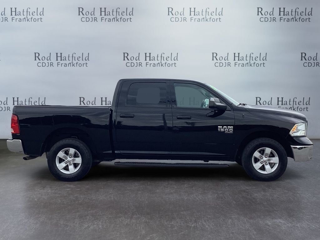 2023 RAM 1500 Classic SLT Crew Cab 4x4 5'7' Box