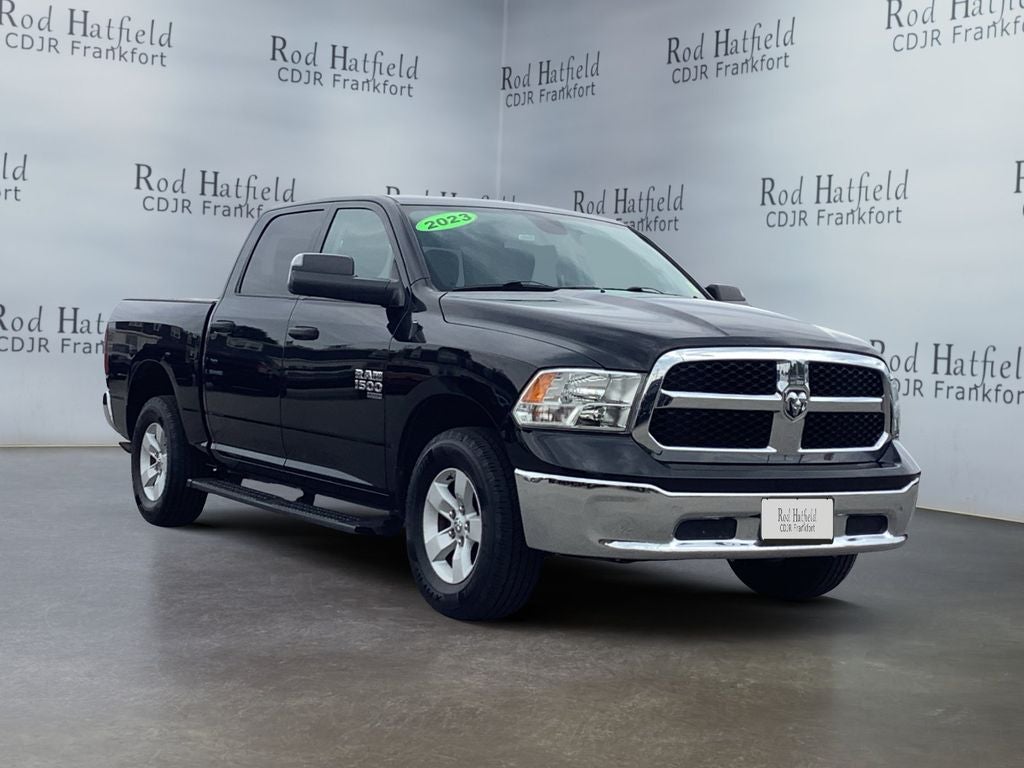 2023 RAM 1500 Classic SLT Crew Cab 4x4 5'7' Box