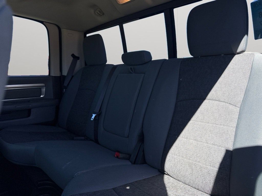2017 RAM 1500 Big Horn Crew Cab 4x4 5'7' Box