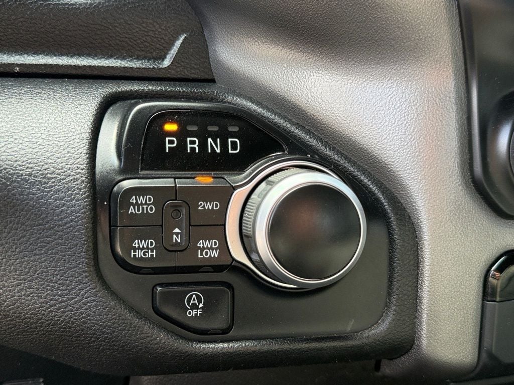 2021 RAM 1500 Big Horn Quad Cab 4x4 6'4' Box