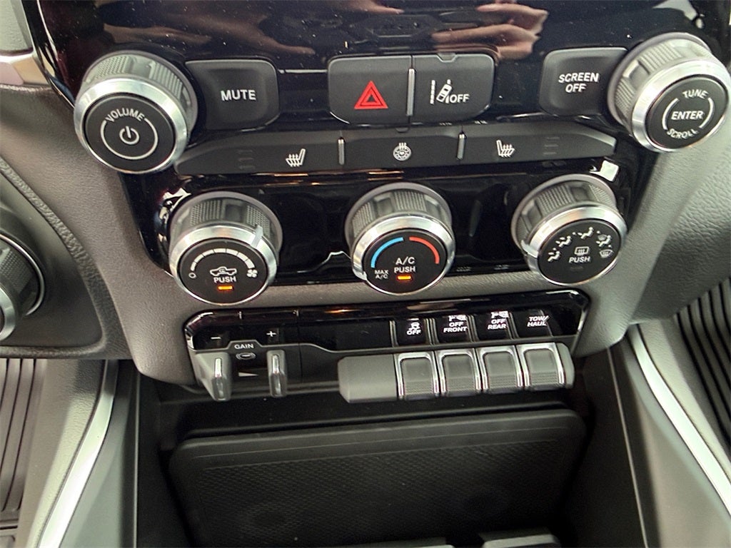 2025 RAM Ram 1500 RAM 1500 BIG HORN CREW CAB 4X4 5'7' BOX