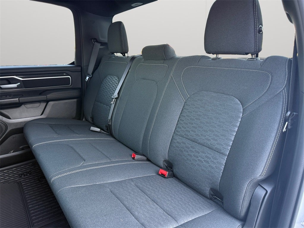 2025 RAM Ram 1500 RAM 1500 LONE STAR CREW CAB 4X4 5'7' BOX