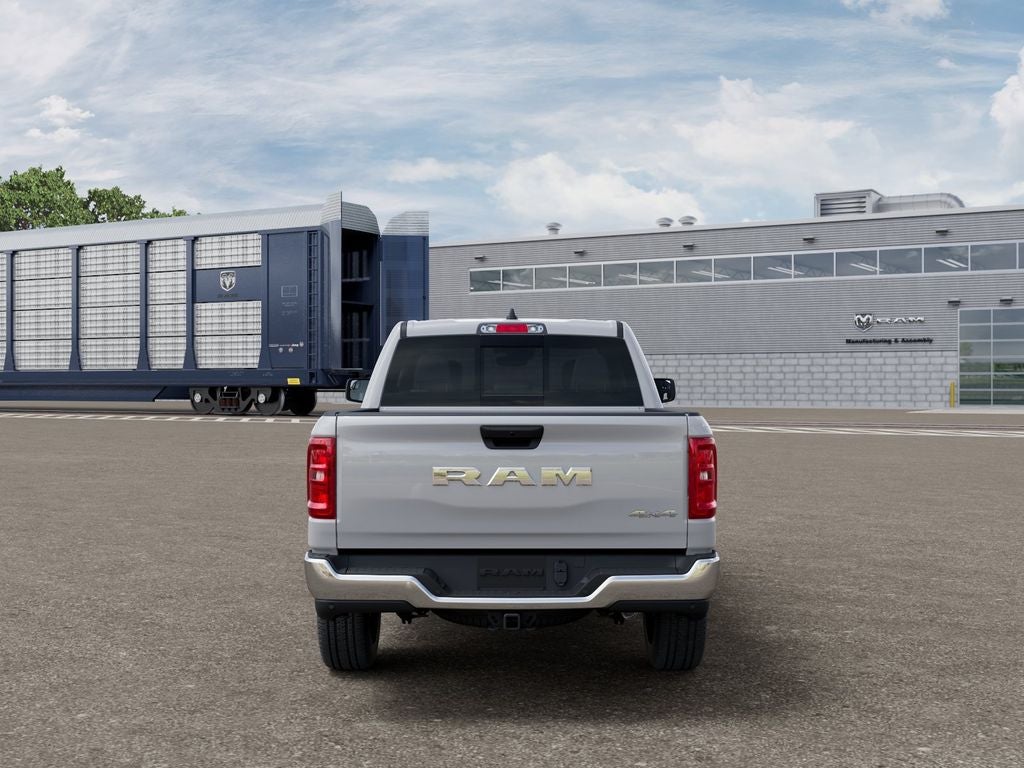 2026 RAM 1500 RAM 1500 TRADESMAN CREW CAB 4X4 5'7' BOX