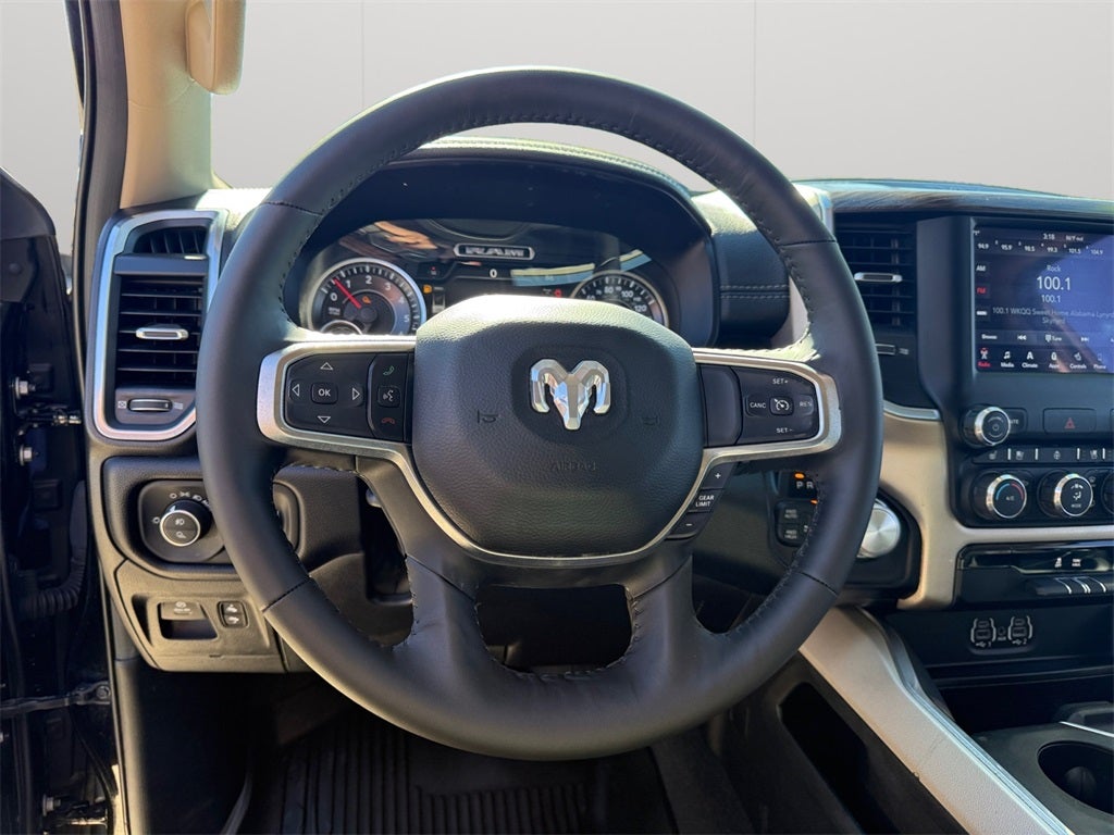 2019 RAM 1500 Laramie Crew Cab 4x4 5'7' Box