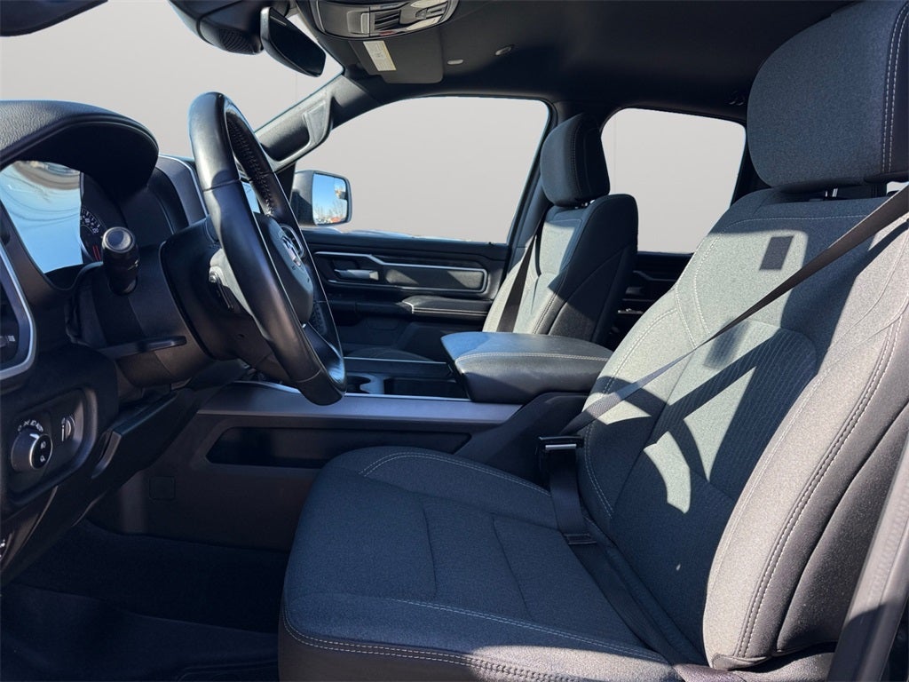 2021 RAM 1500 Big Horn Quad Cab 4x4 6'4' Box