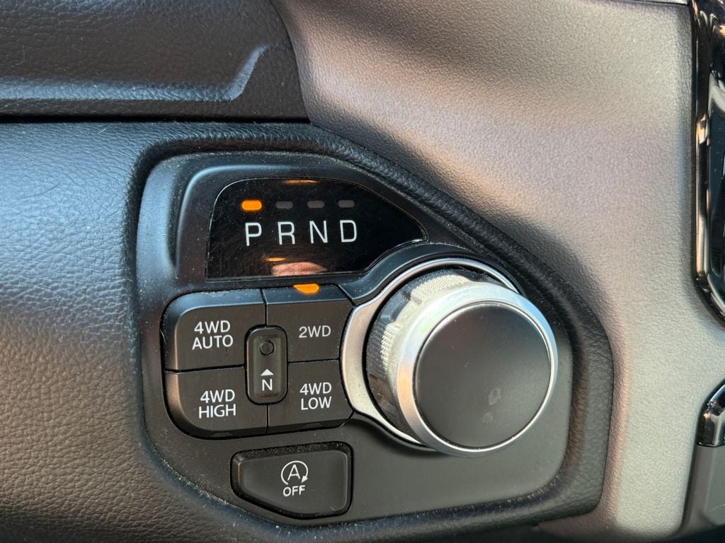 2022 RAM 1500 Big Horn Quad Cab 4x4 6'4' Box