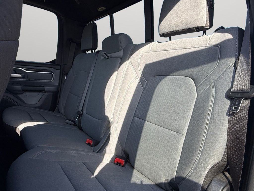 2021 RAM 1500 Big Horn Quad Cab 4x4 6'4' Box