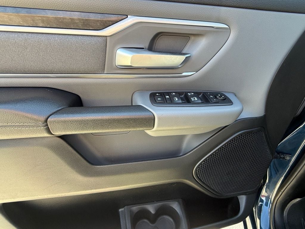 2021 RAM 1500 Big Horn Quad Cab 4x4 6'4' Box