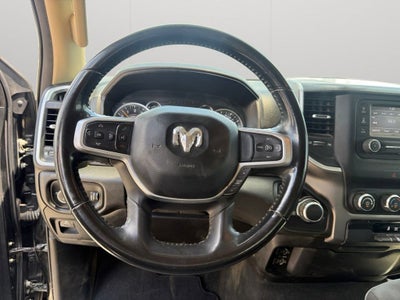 2020 RAM 1500 Big Horn Quad Cab 4x4 6'4' Box