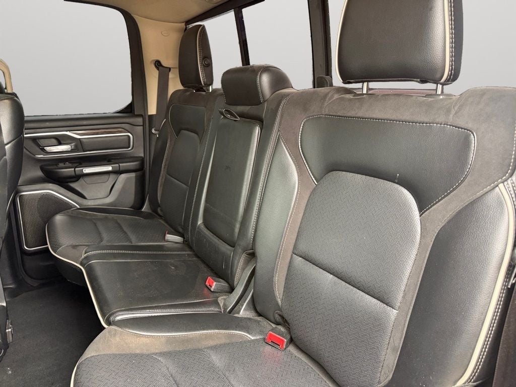 2020 RAM 1500 Laramie Quad Cab 4x4 6'4' Box