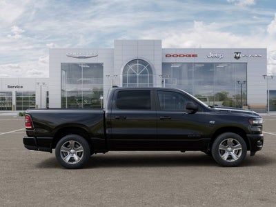 2026 RAM 1500 RAM 1500 EXPRESS CREW CAB 4X4 5'7' BOX