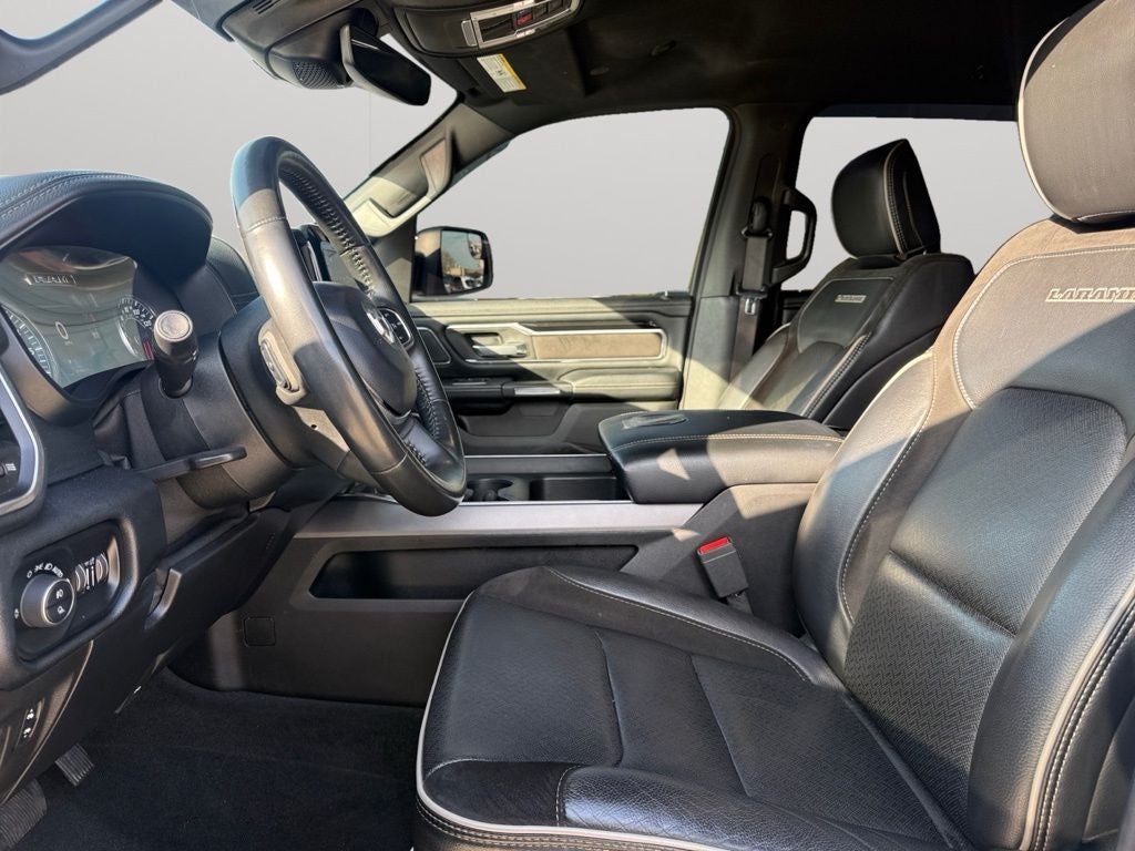 2021 RAM 1500 Laramie Crew Cab 4x4 5'7' Box