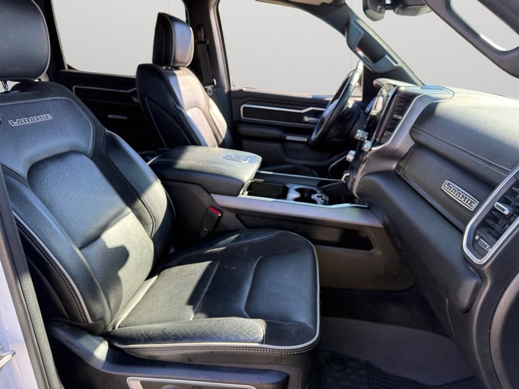 2023 RAM 1500 Laramie Crew Cab 4x4 5'7' Box