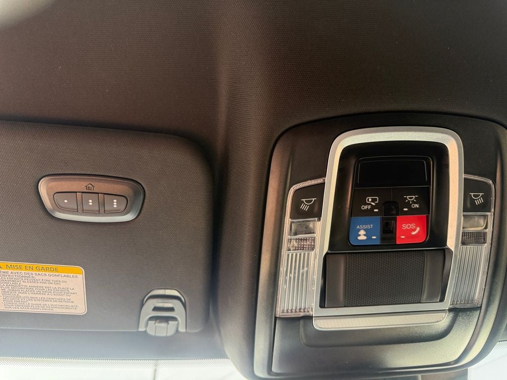 2024 RAM 1500 Laramie Crew Cab 4x4 5'7' Box