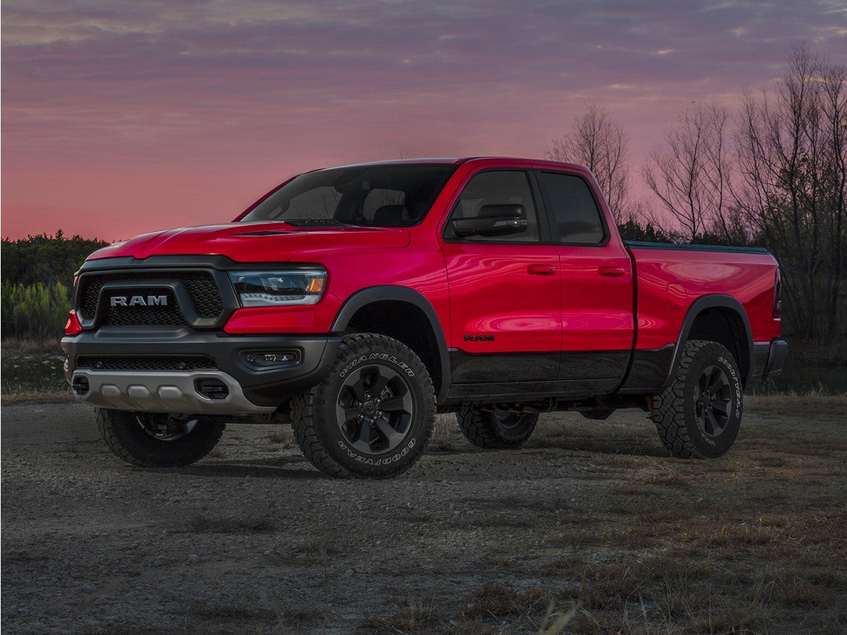 2020 RAM 1500 Laramie Crew Cab 4x4 5'7' Box