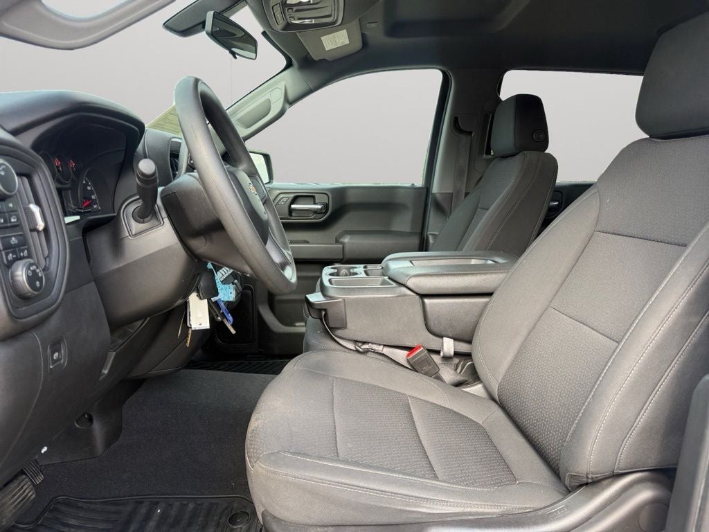 2021 Chevrolet Silverado 1500 4WD Crew Cab Short Bed Custom