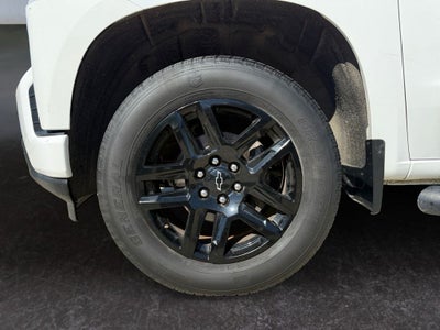 2021 Chevrolet Silverado 1500 4WD Crew Cab Short Bed Custom