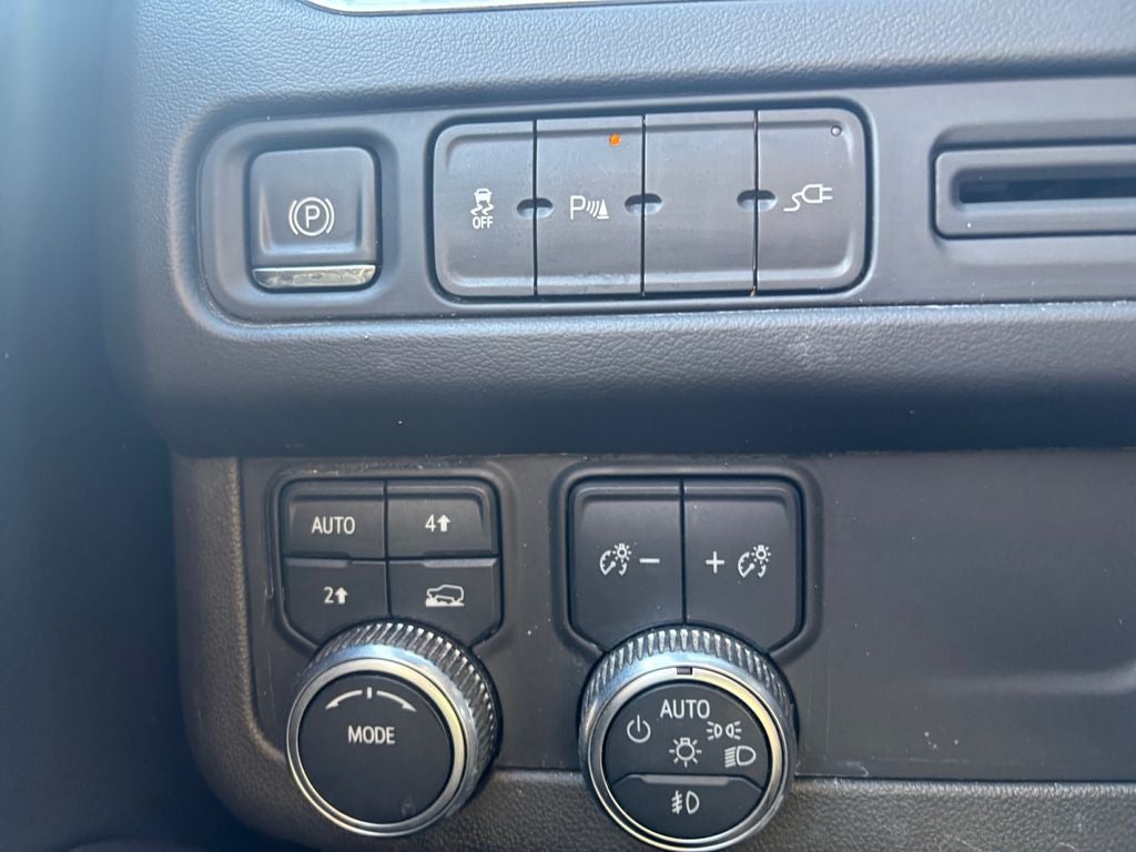2021 GMC Yukon 4WD SLE