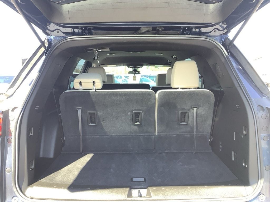 2023 Chevrolet Traverse FWD LS