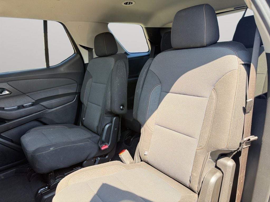 2021 Chevrolet Traverse AWD LT Cloth