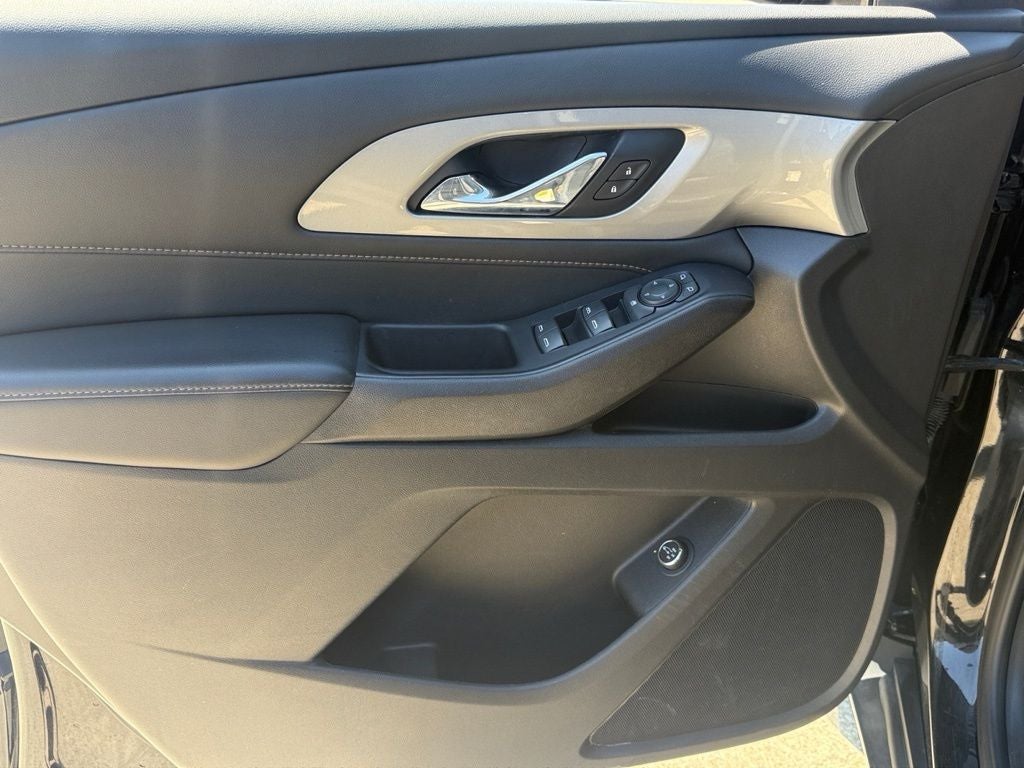 2021 Chevrolet Traverse AWD LT Cloth