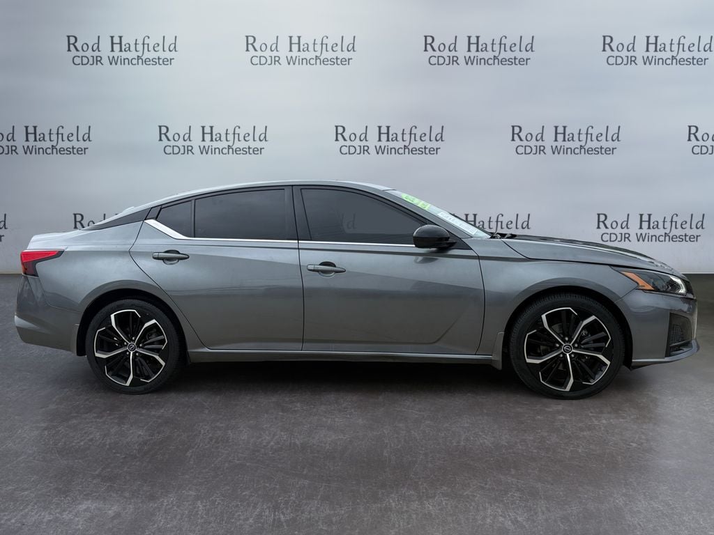 2023 Nissan Altima SR Intelligent AWD