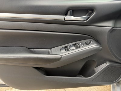 2022 Nissan Altima SV FWD