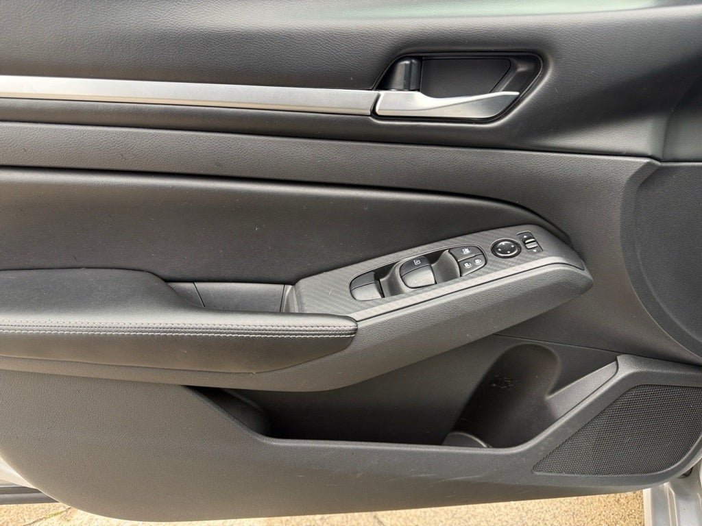 2022 Nissan Altima SV FWD