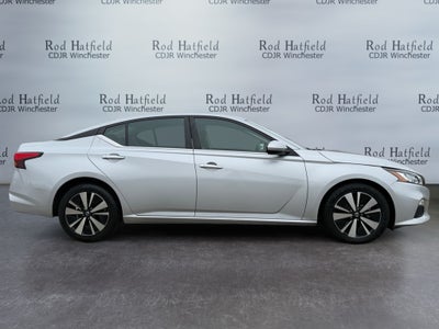 2022 Nissan Altima SV FWD