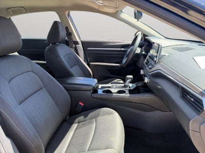 2023 Nissan Altima SV FWD