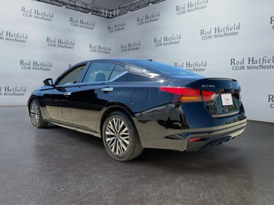 2023 Nissan Altima SV FWD